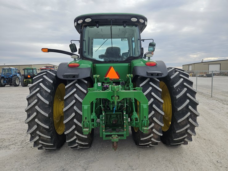2014-john-deere-8345r-image-8