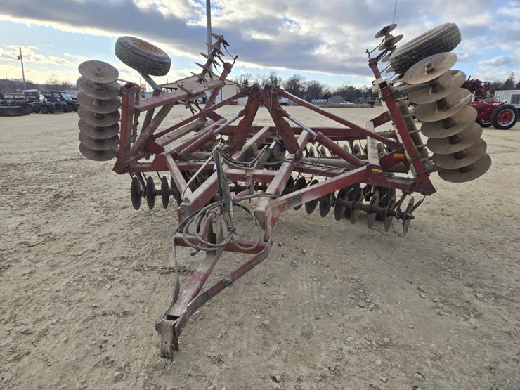 international-490-image-2