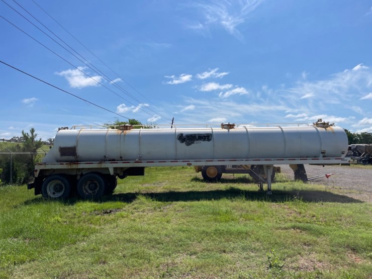 2012-jack-county-130-bbl-vacuum-trailer-image-3