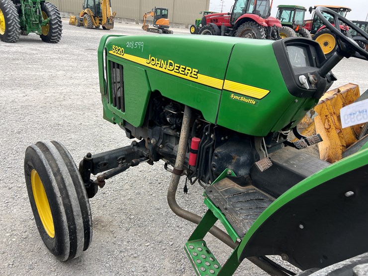 2002-john-deere-5320-image-18