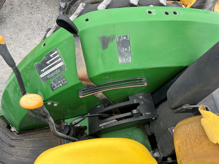 2002-john-deere-5320-image-16
