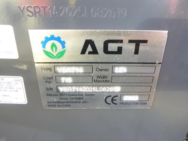 2025-agt-ysrt14-skid-steer-track-loader-image-19