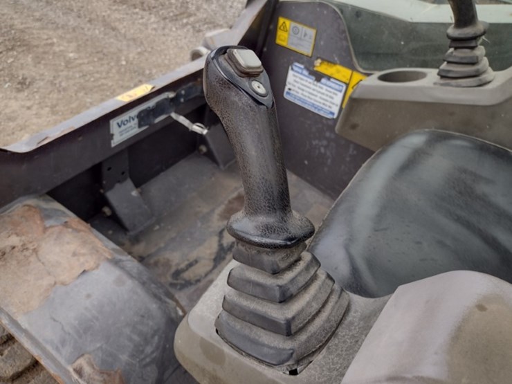 volvo-mc135c-image-8