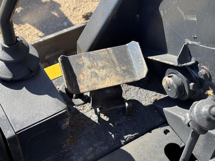 mitsubishi-mxr35-image-30