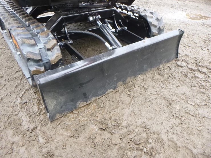 2025-tpm-18k-hydraulic-excavator-image-16