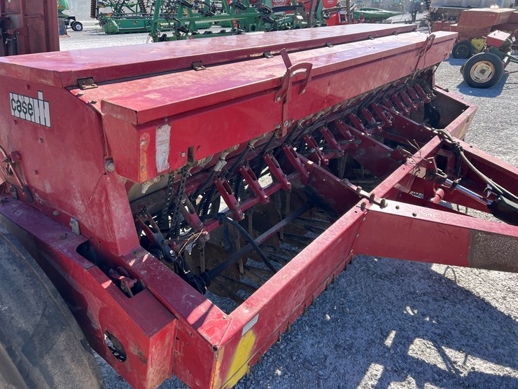 case-ih-5100-image-9