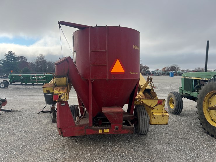 new-holland-357-image-6