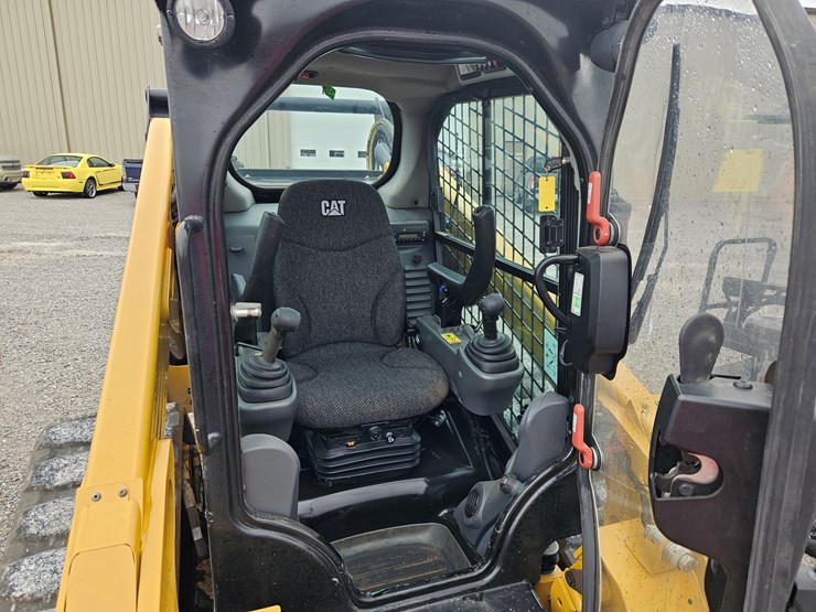 2015-caterpillar-289d-image-7