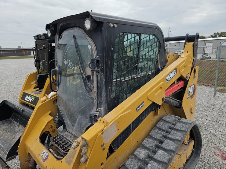 2019-caterpillar-259d3-image-24