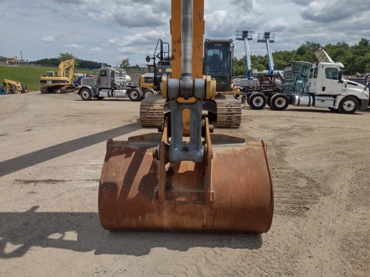 case-cx350d-image-46