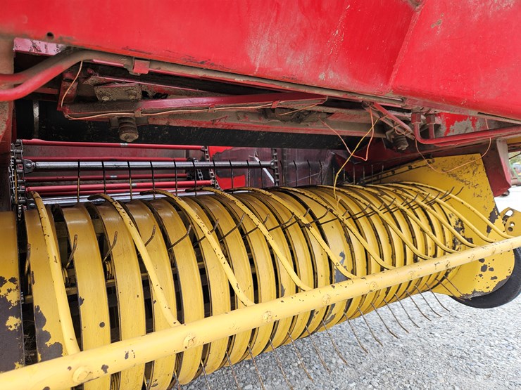 1986-new-holland-853-image-4