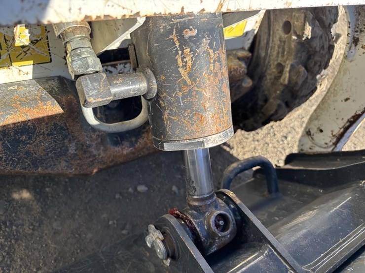 2021-bobcat-s70-image-12