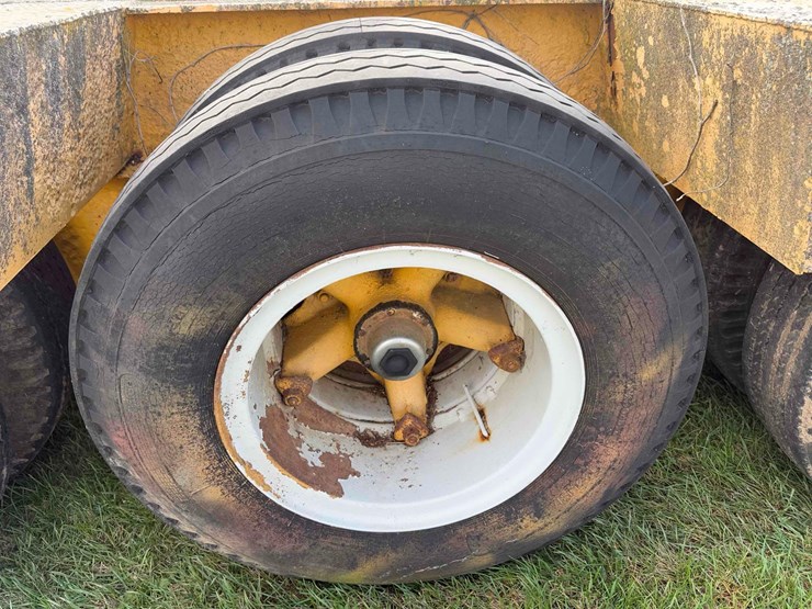 tri-axle-detach-trailer-image-21