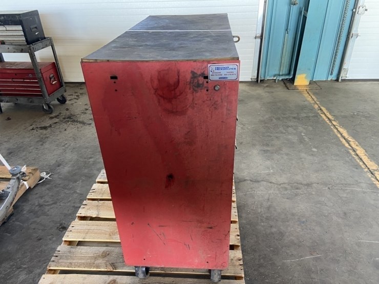 napa-tool-cabinet-image-6