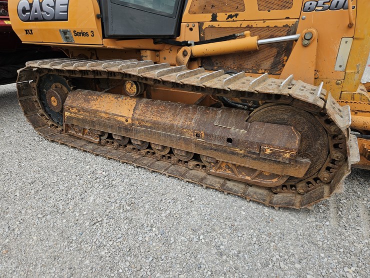 2012-case-850l-xlt-image-7