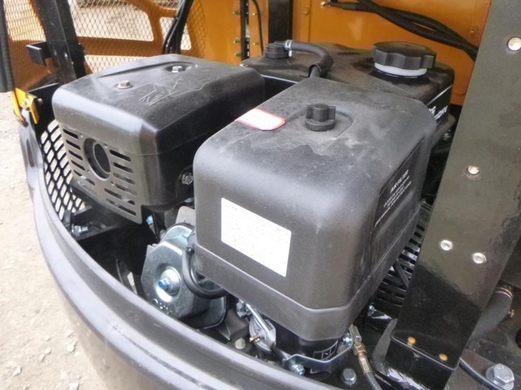 2025-vicsec-vc15p-hydraulic-excavator-image-25