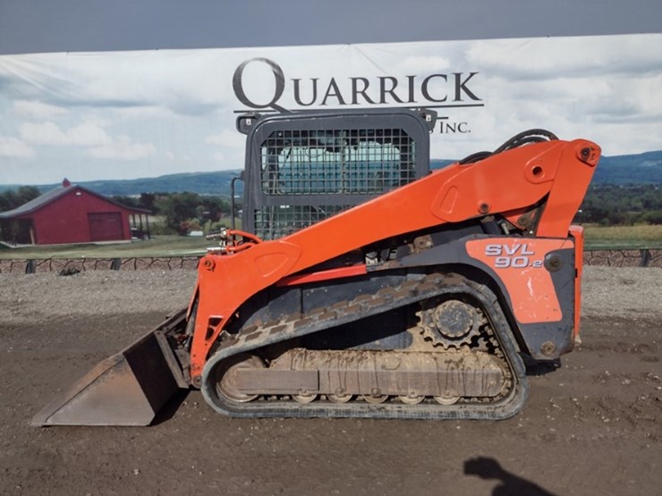 kubota-svl90-2-image-1