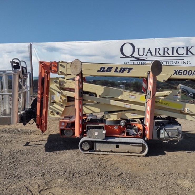 JLG X600AJ