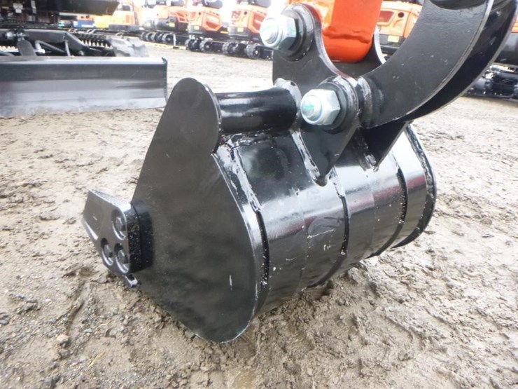 2025-tpm-18k-hydraulic-excavator-image-10