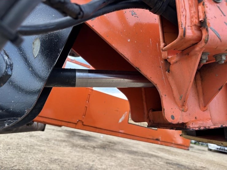 2013-jlg-400s-image-15