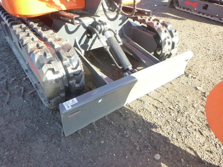 blt-319-hydraulic-excavator-image-14