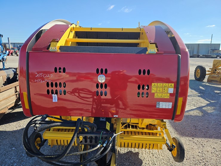 2022-new-holland-450-image-3