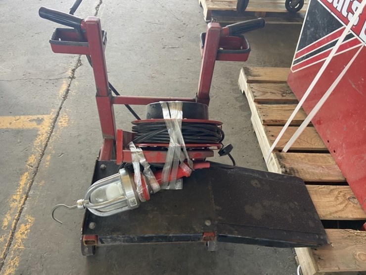 coats-6401-direct-drive-wheel-balancer-image-12