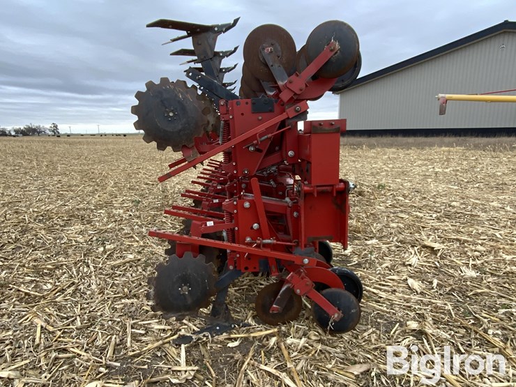 krause-4712df3-12r30-cultivator-image-4