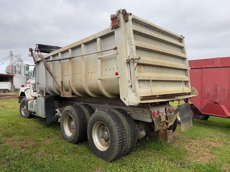 1978-international-1100-image-6