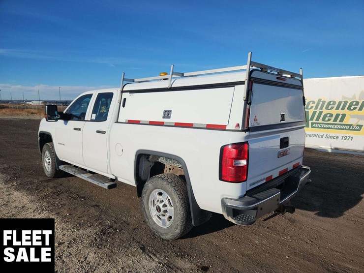 2018-gmc-sierra-2500hd-image-3