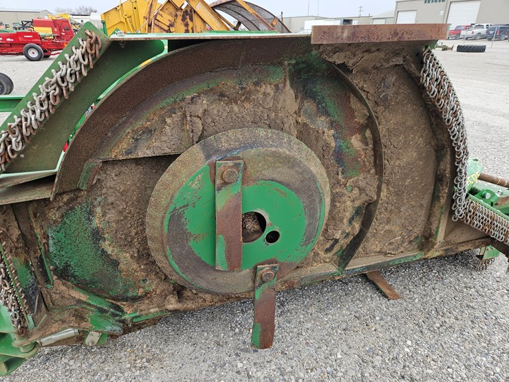 2022-john-deere-fc12e-image-10