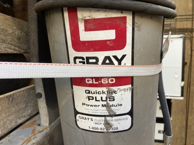 gray-ql-60-quicklift-plus-vehicle-lift-image-10