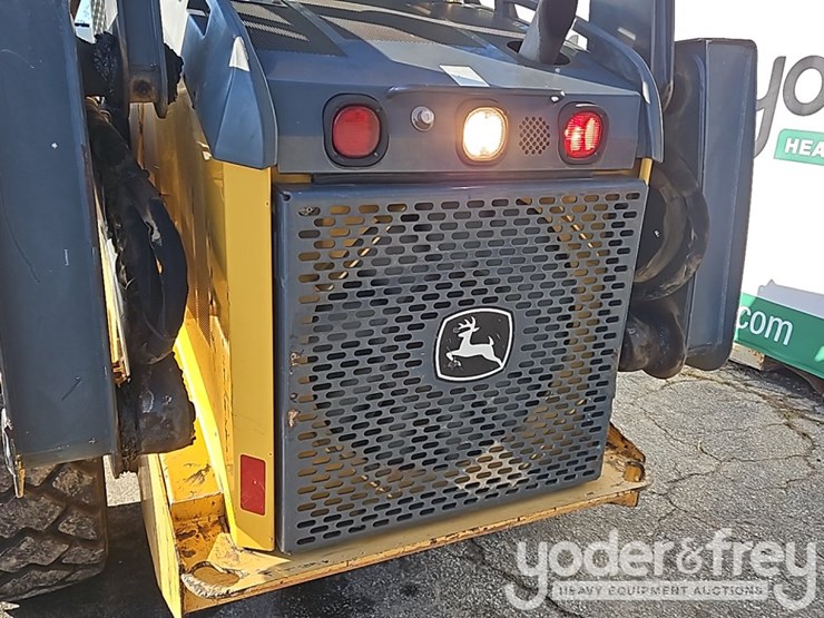 2012-deere-328d-image-16