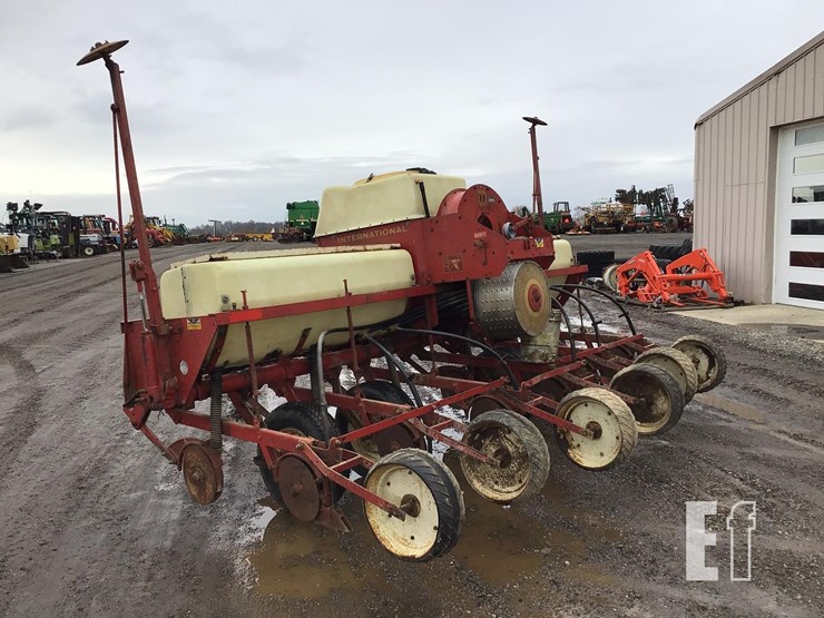 international-400-image-6