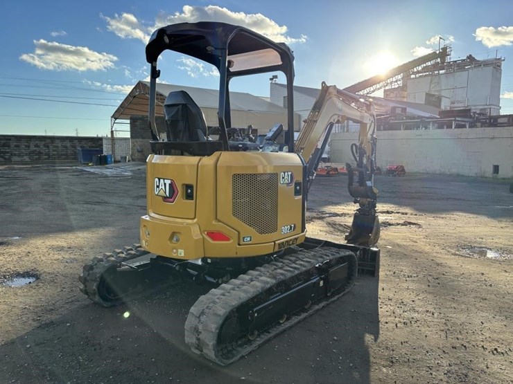2021-caterpillar-302.7cr-image-3