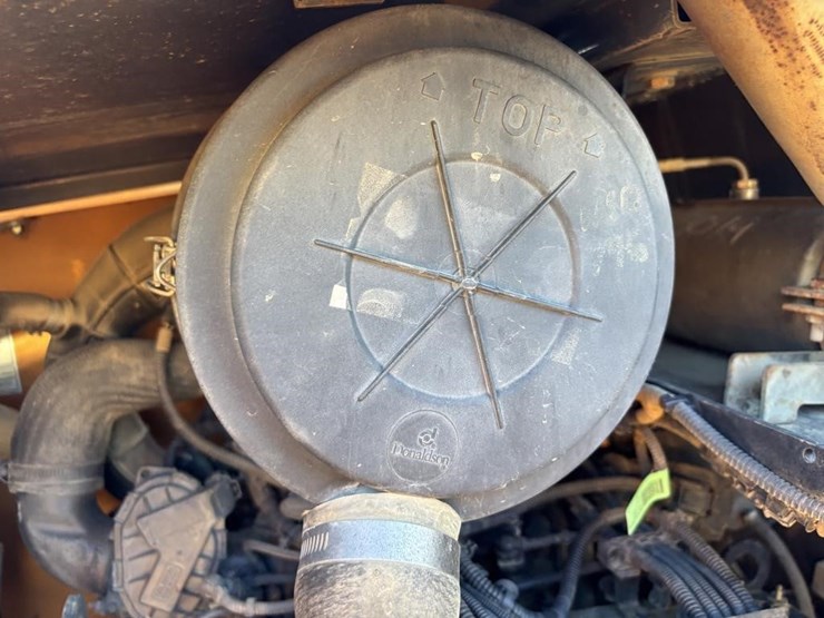 2017-case-586h-image-51