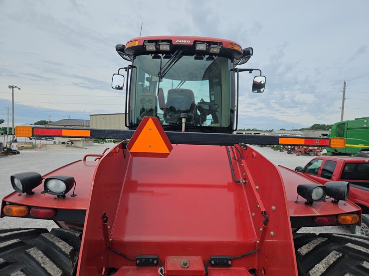 2012-case-ih-steiger-600-image-17