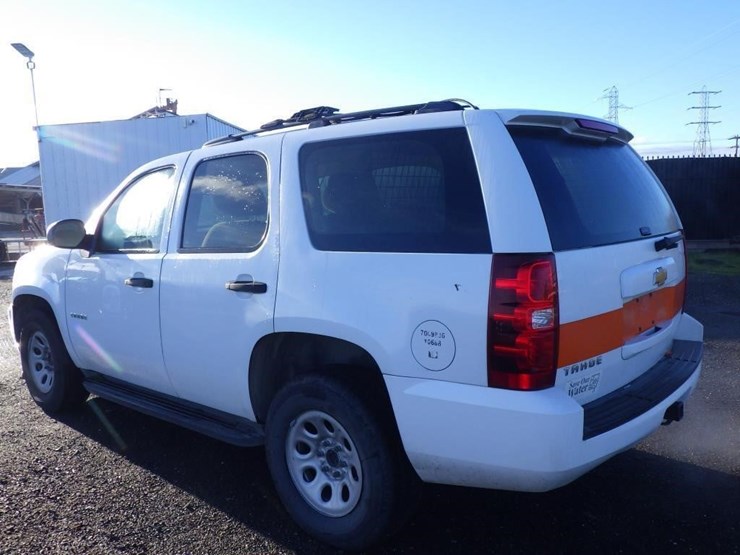 2014-chevrolet-tahoe-image-4