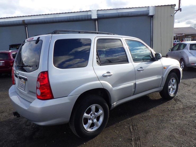 2005-mazda-tribute-image-3