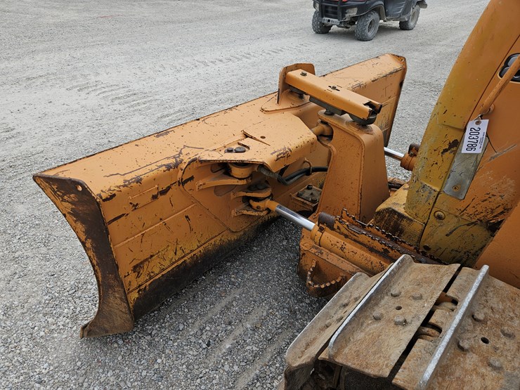 2012-case-850l-xlt-image-20