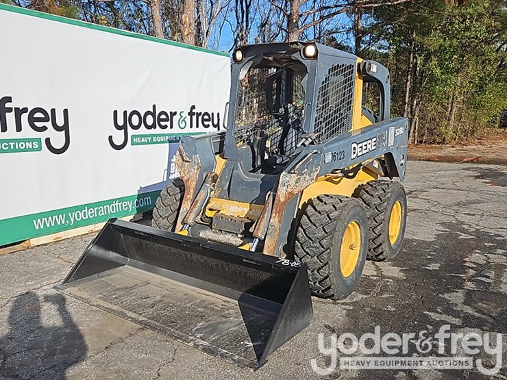 2012-deere-328d-image-1