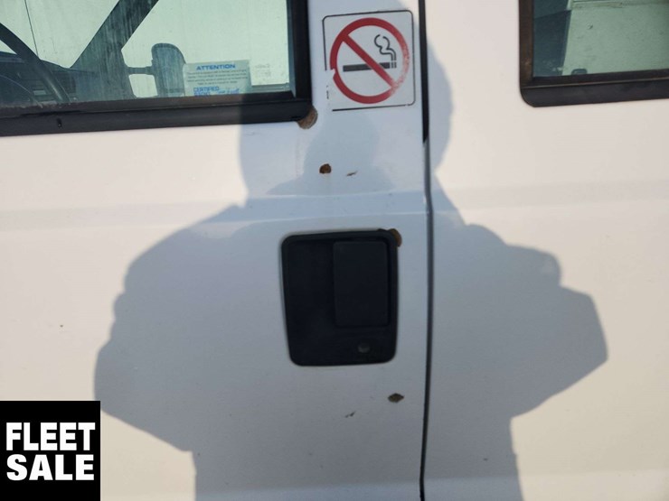 2006-ford-f550-image-42