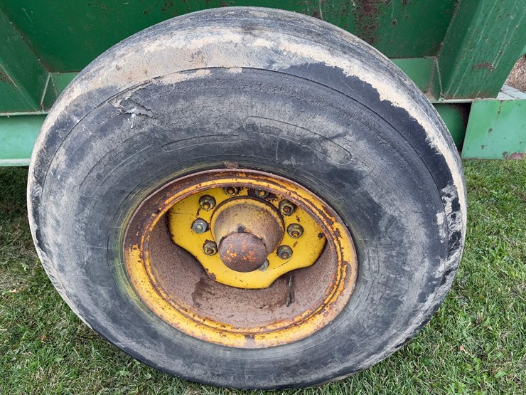 john-deere-1210a-image-6