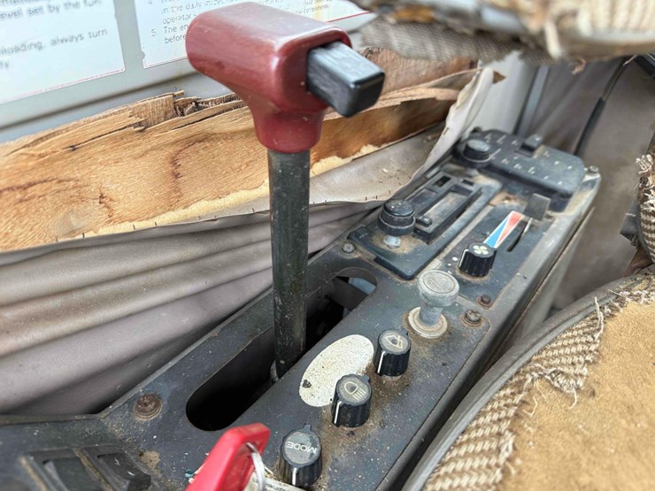 hitachi-ex200-lc-image-40