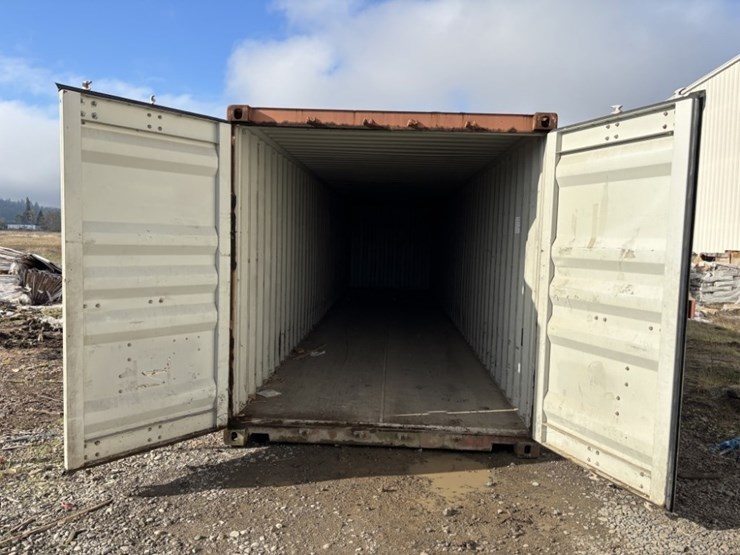 2005-tal-international-shipping-container-image-9