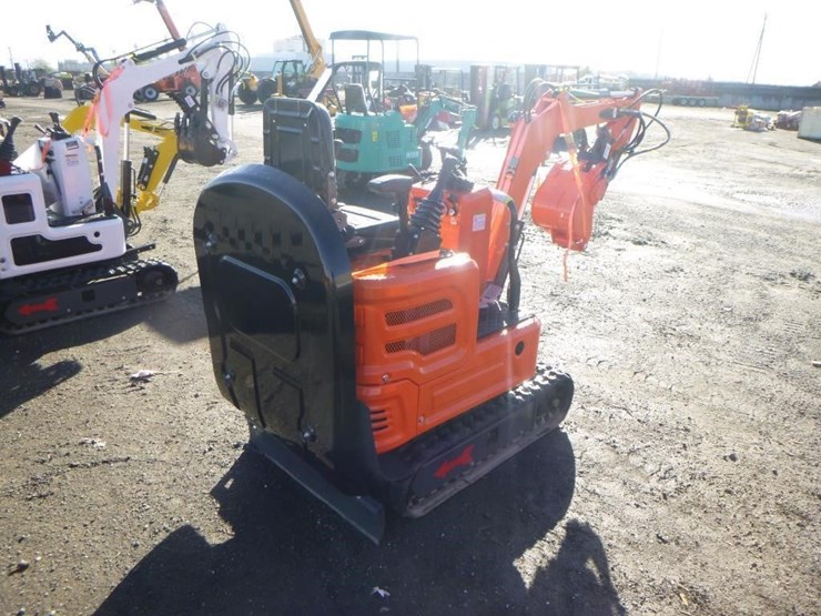 blt-319-hydraulic-excavator-image-3