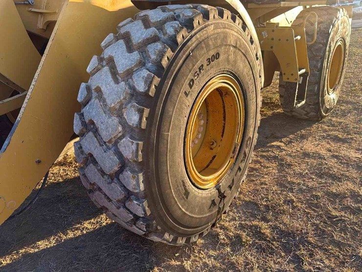 caterpillar-930m-image-15