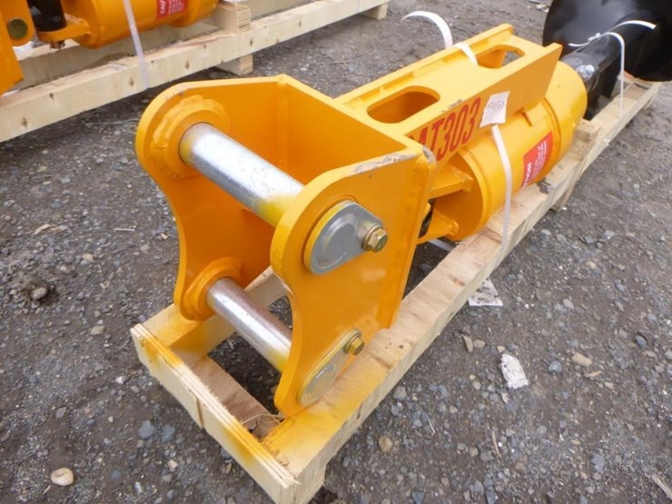 caterpillar-303-image-5