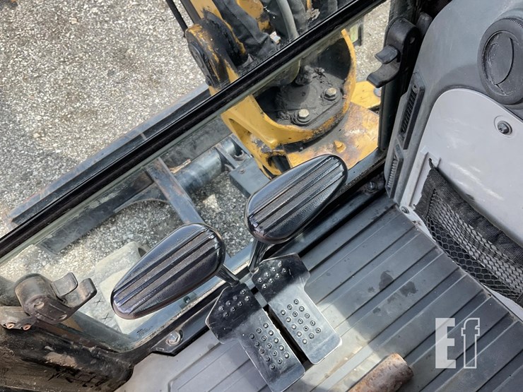 2019-caterpillar-305e2-cr-image-21