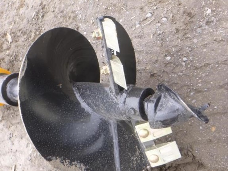 caterpillar-303-image-6